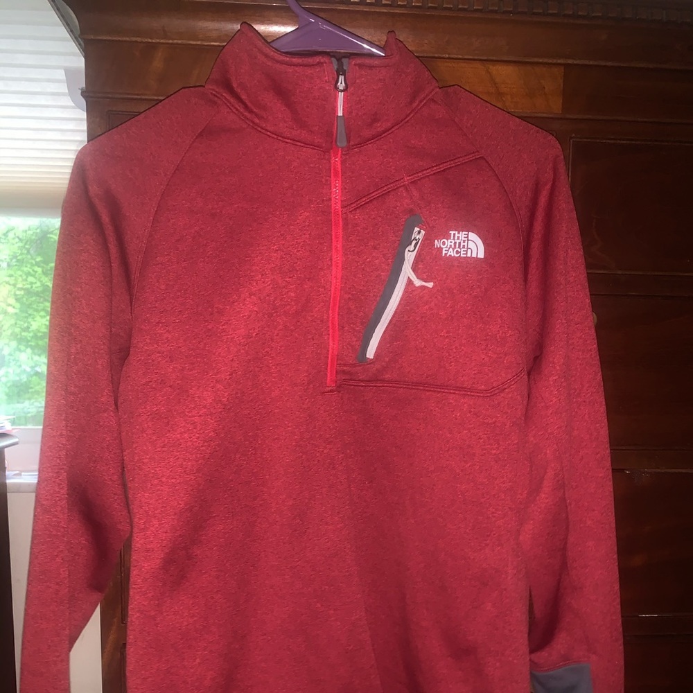Men’s NorthFace pullover